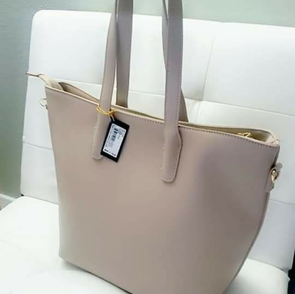 Bags - Picture 2 of 3